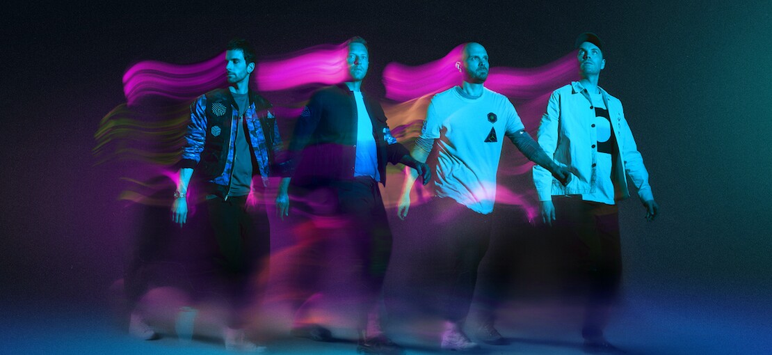 Obrázek k článku Recenze: Coldplay útočí patlanicí nesnesitelných generických hitů, vesmíru a K-popu