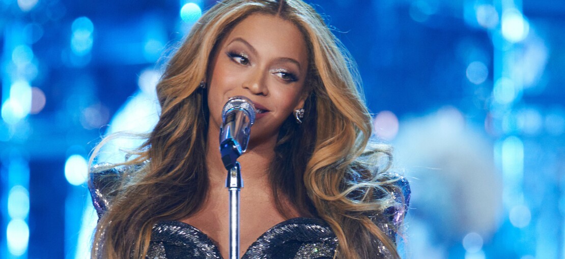 Obrázek k článku Beyoncé se pokusila „zbořit internet.“ Nové album oznámila během Super Bowlu