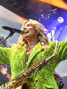 Náhledový obrázek k článku NAŽIVO: Dirty Loops složili hymnu Groove Brno, Candy Dulfer tančila mezi diváky