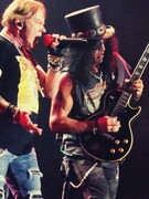 Náhledový obrázek k článku Guns N’ Roses, Arctic Monkeys a Elton John. Glastonbury odkrylo hvězdy