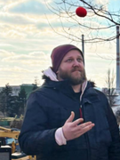 Náhledový obrázek k článku PREMIÉRA: „Jak od Nolana!“ Sleep Twitch si v novém klipu hrají s časem a mandarinkou