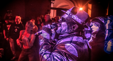 Náhledový obrázek k článku NAŽIVO: Dupák pana Symaripa. Legendární Jamajčan pobláznil Malou Stranu