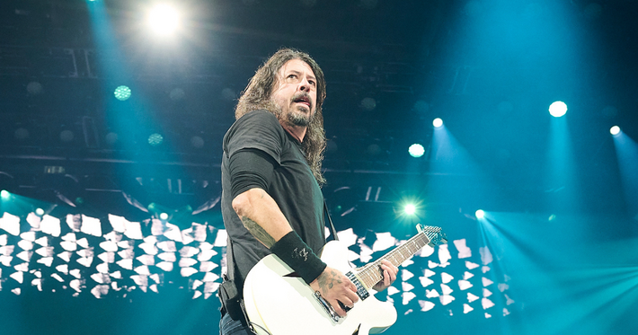 Náhledový obrázek k článku RECENZE: Foo Fighters nahráli jednu ze svých nejlepších desek. Je plná smutku