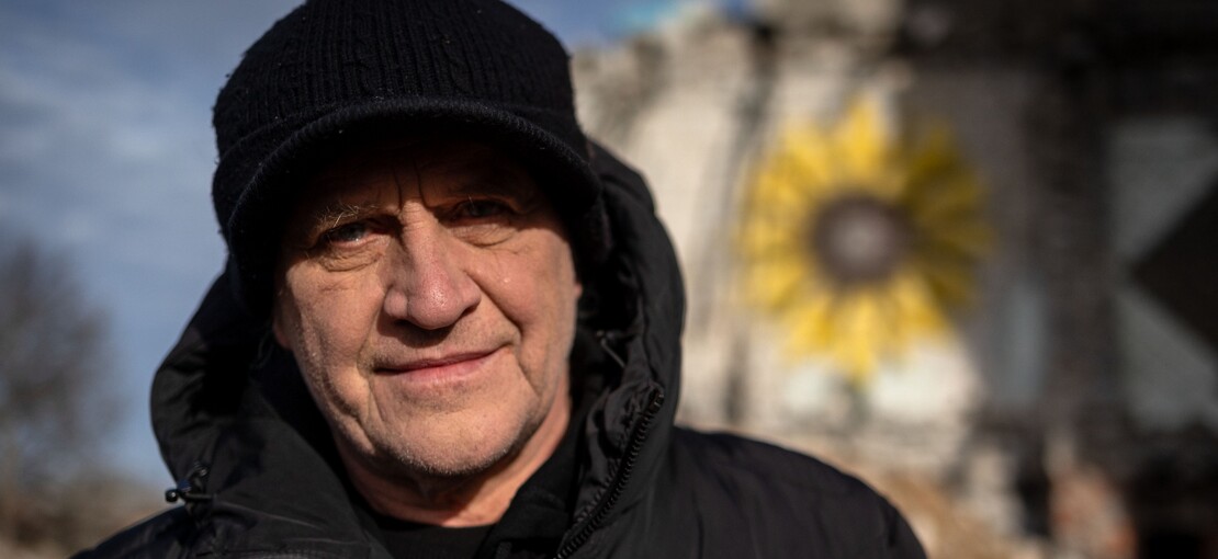Obrázek k článku „Jsi plný ran.“ Michael Kocáb natočil v ruinách ukrajinského Izjumu silný klip