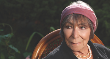 Náhledový obrázek k článku Příběh legendy, která psala dějiny. Hana Hegerová ovládla kouzlo staré školy