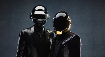 Náhledový obrázek k článku GLOSA: Daft Punk oslavují rozpad. Ze záhrobí promluvili k lidstvu