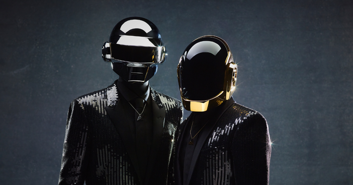 Náhledový obrázek k článku GLOSA: Daft Punk oslavují rozpad. Ze záhrobí promluvili k lidstvu