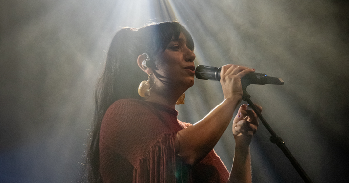 Náhledový obrázek k článku NAŽIVO: Hudba celého světa jako protijed. Babel vystřeloval až k měsíci