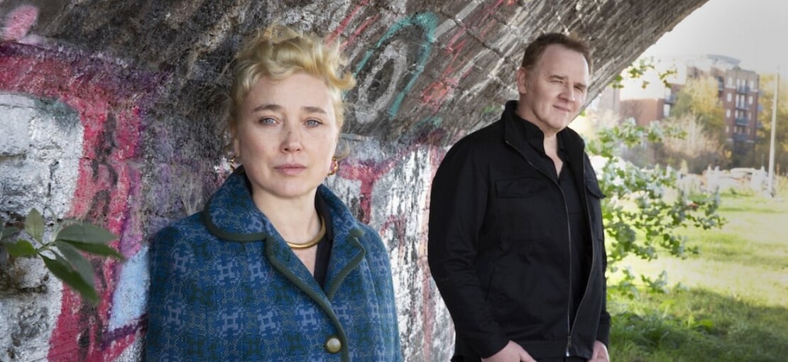 Obrázek k článku RECENZE: Manželé nahráli avantgardní folkový klenot. Boří tradiční představy o lidové hudbě