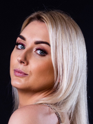 Náhledový obrázek k článku KOVEN: „Ideální koncert? Pořádné lejzry a hodně živého zpěvu!“