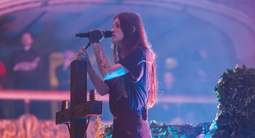 Náhledový obrázek k článku NAŽIVO: Intenzivní obřad. Kazatelka Ethel Cain šla na hranu snesitelnosti