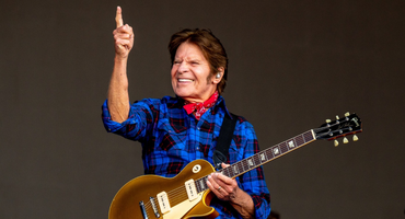 Náhledový obrázek k článku DANYHO GLASTO: Legendární bourák John Fogerty předvedl kus hudební historie