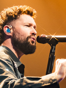 Náhledový obrázek k článku NAŽIVO: Calum Scott dojímal. Whitney Houston byla trumfem emotivního koncertu