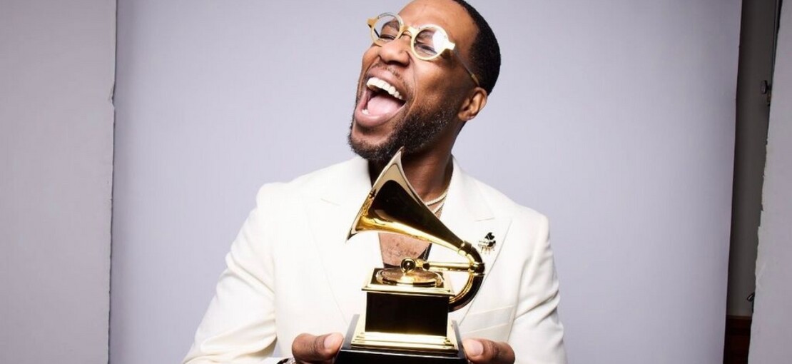 Obrázek k článku Hrál se Springsteenem i Rosalíou. Na Groove Brno přiveze Cory Henry evangelium funku