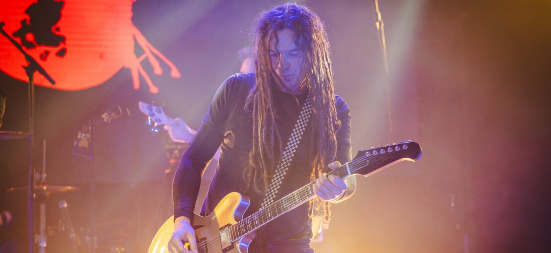 Obrázek k článku Tomáš Vartecký znovu při síle. Kurtizány z 25. Avenue přidávají letní koncerty