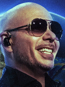 Náhledový obrázek k článku Pitbull, který neštěká, ale rapuje. Hvězda hitparád si přijede znovu označkovat Prahu