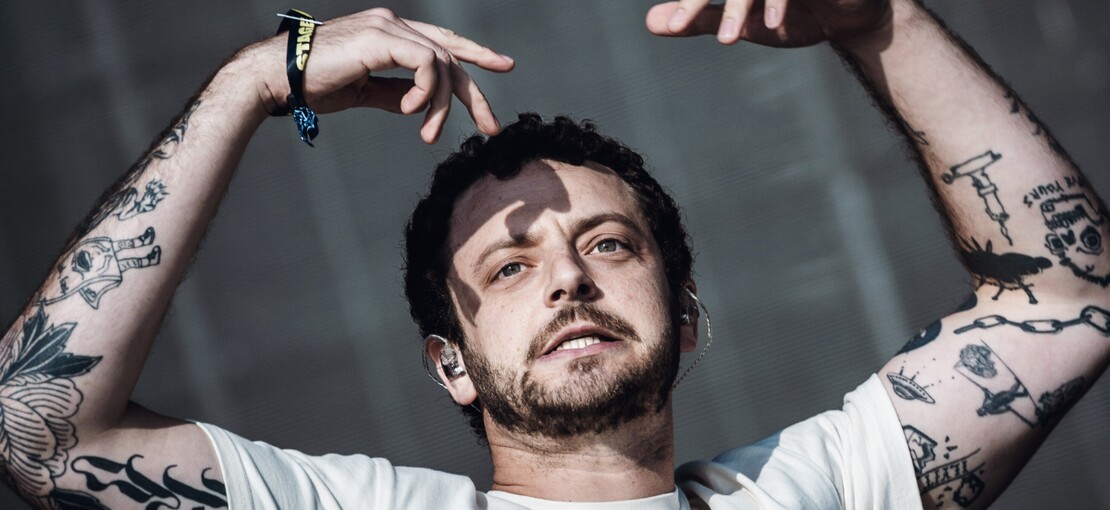 Obrázek k článku Sebevražedný oddíl na Rock for People. Grandson se stal překvapivou hvězdou