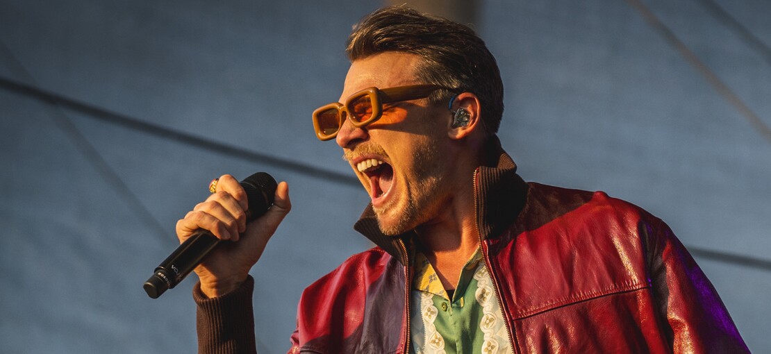 Obrázek k článku NAŽIVO: Vojtěch Dyk vytvořil s publikem jeden kmen. Příjemně vytrhával z reality