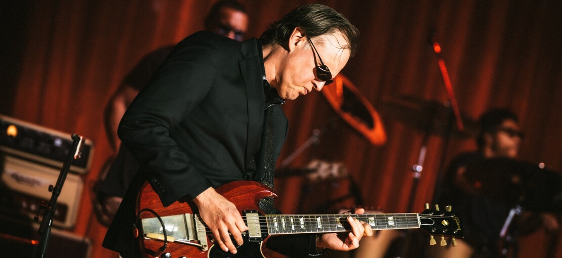 Obrázek k článku NAŽIVO: Perfektní bluesrocková show. Joe Bonamassa překvapivě zpíval ještě lépe než sóloval
