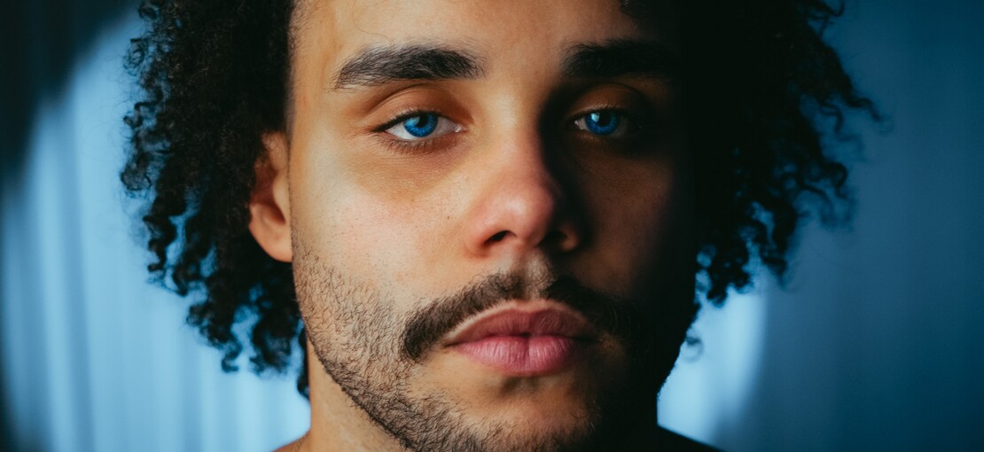 Obrázek k článku RECENZE: Kojo se drží trendů. Zůstává v bezpečí Calina a Rychlých kluků