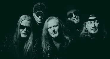 Náhledový obrázek k článku Kabát oznamuje turné. Všichni fanoušci budou VIP a Hurvajs se shání po chlebíčcích