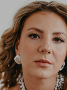 Náhledový obrázek k článku Lenny propadla smyčcům. Zpěvačka svou tvorbu představí v jedinečných aranžích