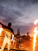 Náhledový obrázek k článku Stávka dýdžejů. Hvězdy Beats for Love uvízly v Paříži, festival komplikace vyřešil