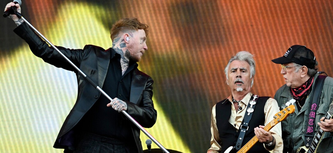 Obrázek k článku Post Coitum Pistols. Legendy punku na Rock for People zachránil Frank Carter