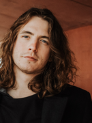 Náhledový obrázek k článku GLOSA: Rockeři Byt číslo 4 čelí ohni i vodě. Jejich hvězda jde strmě nahoru