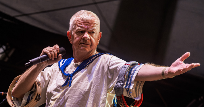 Náhledový obrázek k podcastu: Petr Fiala: Restart Mňágy, tajemství písničky a potřeba hořet (208)