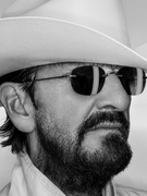 Náhledový obrázek k článku VLČKOVIZE: Hudební svět si bere dovolenou, Ringo Starr jde proti proudu