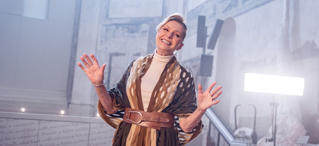 Obrázek k článku Peklo vánočních písní #3: Vrcholy s Helenou Vondráčkovou a Noidem plní „jediný přání“