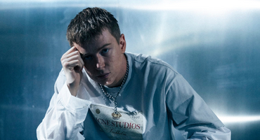 Náhledový obrázek k článku GLOSA: Zabijácký výkon Adama Mišíka. Kryje vlastní zločin