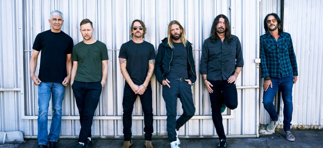 Obrázek k článku Na počest zesnulého bubeníka Foo Fighters zahrají Metallica, Queen či AC/DC