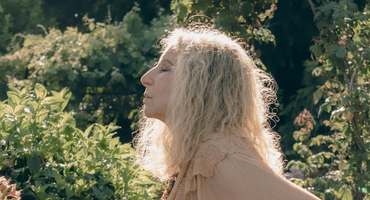 Náhledový obrázek k článku Tajemství života hledá Barbra Streisand na novém albu plném legend