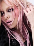 Náhledový obrázek k článku „Rozhodla jsem se, že budu slavná.“ Překvapivý příběh slovenské zpěvačky Adély