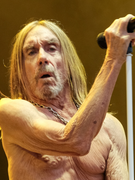 Náhledový obrázek k článku NAŽIVO: Iggy Pop smetl všechny načančance. Tenhle punk poručí větru i dešti