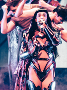 Náhledový obrázek k článku NAŽIVO: Bizarnost nade vše. Koncert Katy Perry byl po všech stránkách rozpačitý