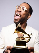 Náhledový obrázek k článku Hrál se Springsteenem i Rosalíou. Na Groove Brno přiveze Cory Henry evangelium funku