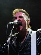 Náhledový obrázek k článku NAŽIVO: Neúnavní Royal Republic rozjeli v Praze královskou party