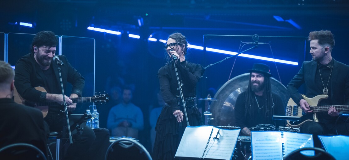 Obrázek k článku NAŽIVO: Emo Eva Burešová a Žiletka pro Imodium. Ve Spirále vzkřísili i Ježíše