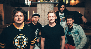 Náhledový obrázek k článku GLOSA: UDG léčí šrámy z rozpadu kapely ploužákem. Funguje to až překvapivě