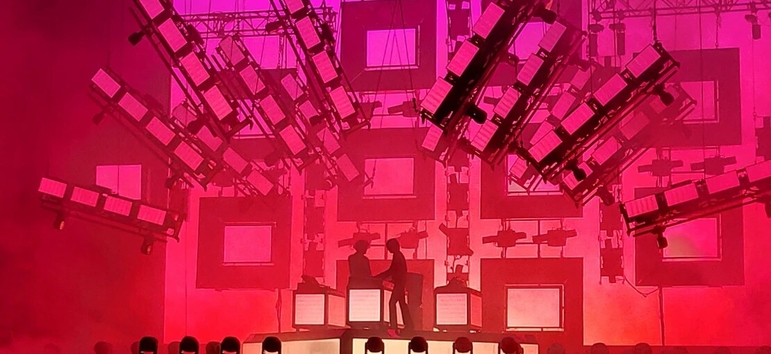 Obrázek k článku Justice zastínili úplněk. Festival Grape otevřeli hráči amerického fotbalu