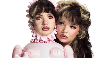 Náhledový obrázek k článku Úspěch virální a chaotické Loly Young a podmanivé Olivie Dean. Ovládly nominace Brit Awards