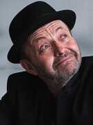 Náhledový obrázek k článku Robert Nebřenský: Slogan Marx, Engels, Beatles... byl dárkem z vesmíru