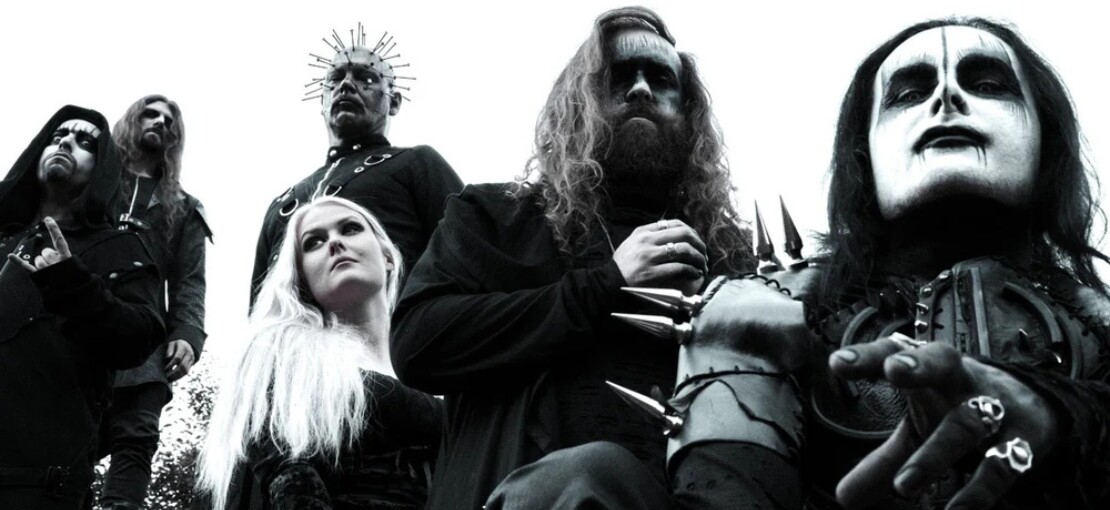 Obrázek k článku „Potratila jsi kvůli alkoholu.“ Praní špinavého prádla u Cradle of Filth pokračuje