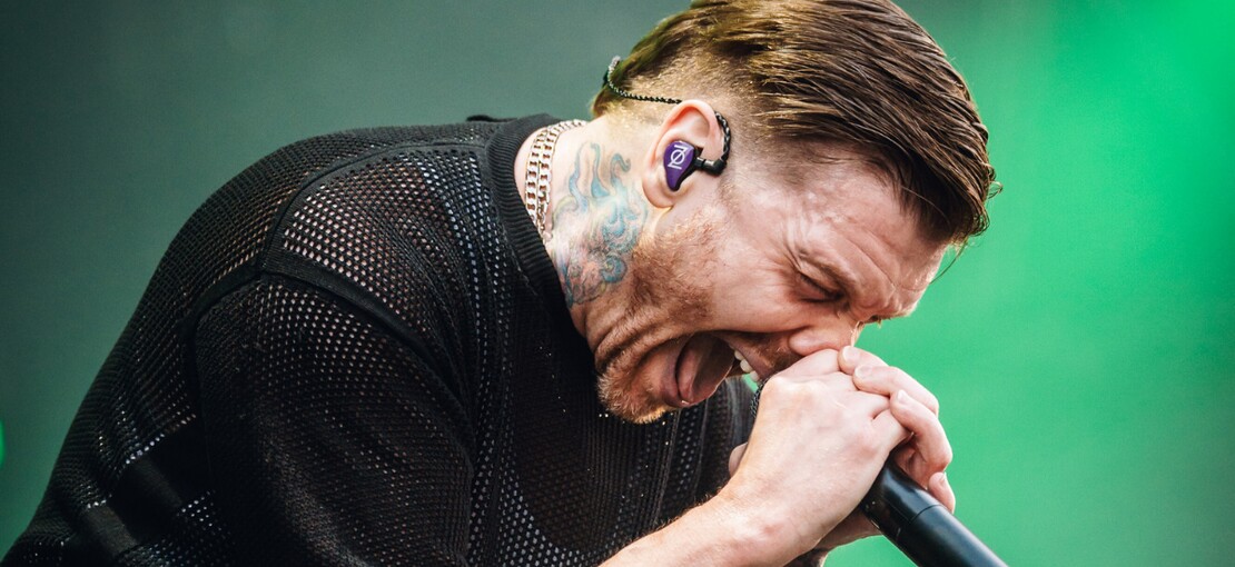 Obrázek k článku Slunce haslo, Shinedown zářili. Rock for People oslnili ohněm i charismatem
