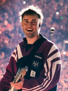 Náhledový obrázek k článku RECENZE: Pár taktů a strhne vás. Sam Fender láme rekordy a Británie šílí