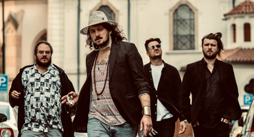 Náhledový obrázek k článku Čerstvé (z)boží: Readymade Backsliders hrají blues s nádechem Justina Biebera